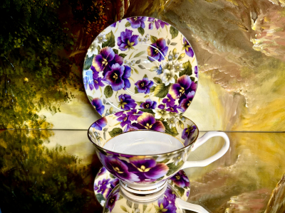 Set: 2 Tassen + 2 Untertassen