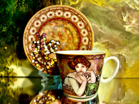 Gedeck 2tlg.: Tasse + Untertasse Alfons Mucha