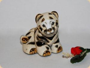 De Rosa Rinconada kleiner weißer Tiger