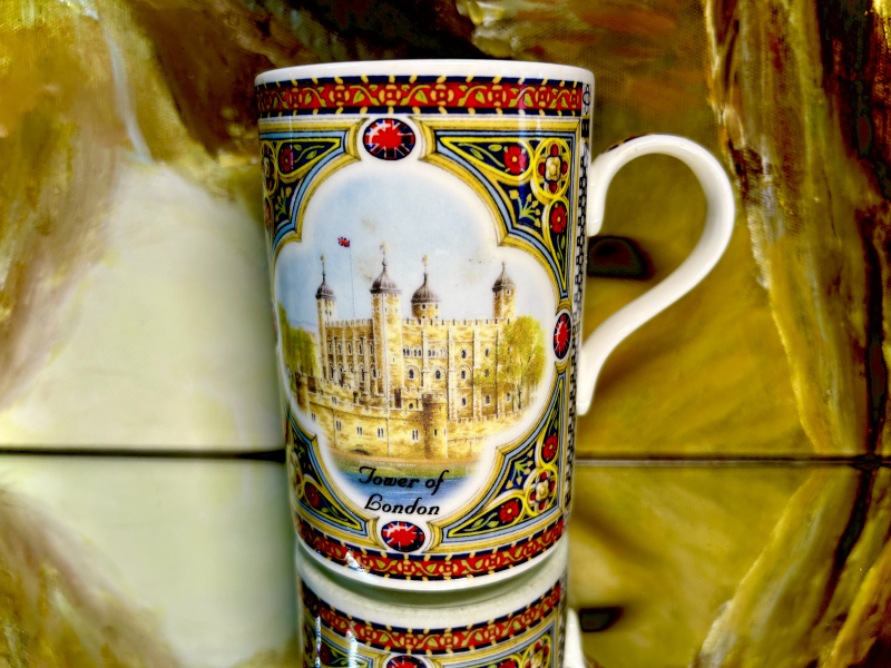 Englisches Porzellan Churchill Becher