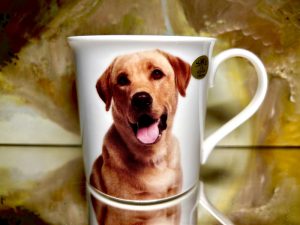 Te Leonardo Collection Becher Golden Labrador