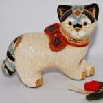 De Rosa Rinconada Katze mit Schleife