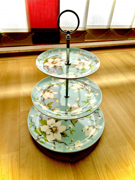 Ashdene Etagere